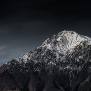 Wandbild - Der dunkle Berg